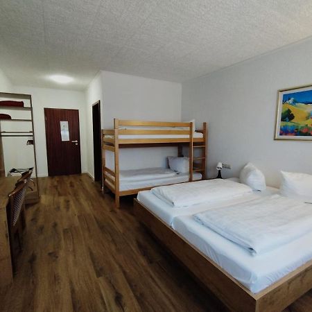 Hotel Sonnenkeller Ной-Ульм Екстер'єр фото