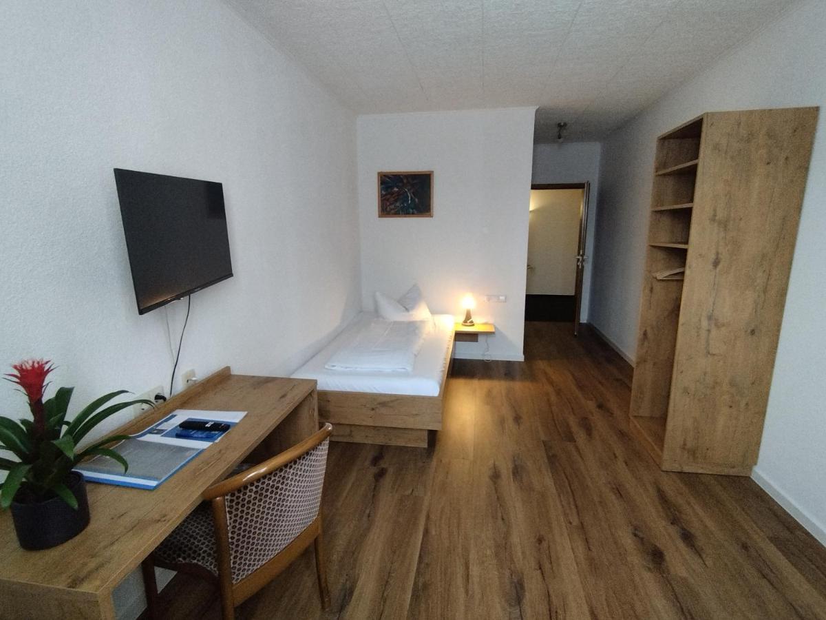 Hotel Sonnenkeller Ной-Ульм Екстер'єр фото