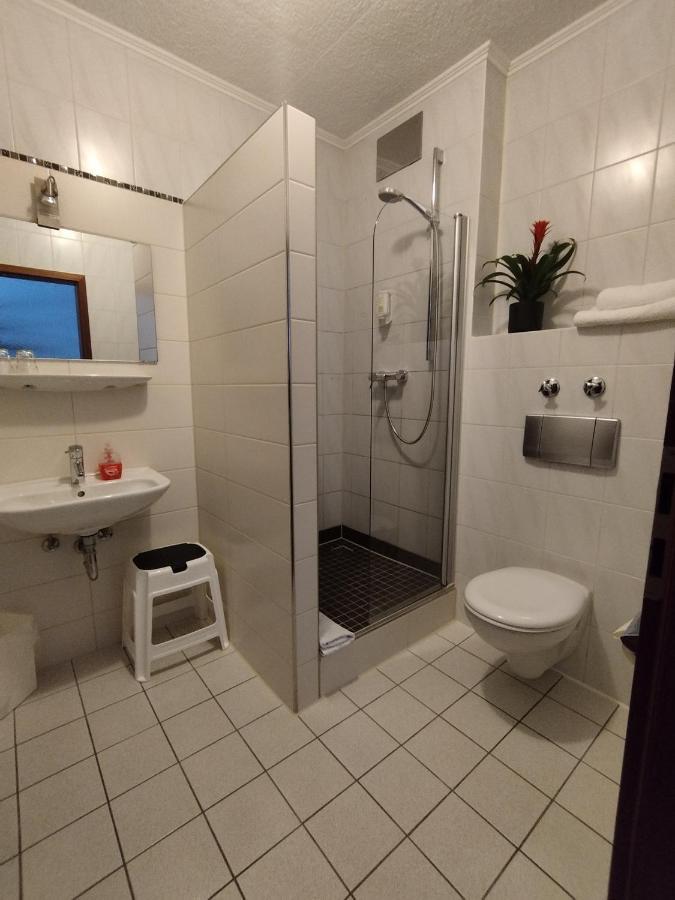 Hotel Sonnenkeller Ной-Ульм Екстер'єр фото